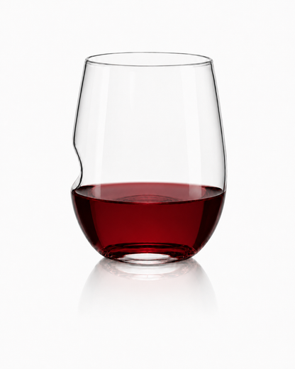 Govino shatterproof wine glass with red wine